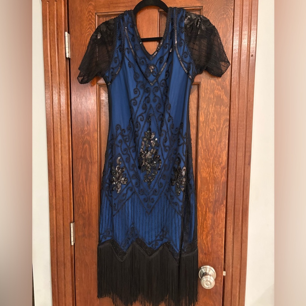 Flapper Costume Blue and Black Dress with Lace Sequin Details with accessories